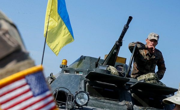 В США предлагают ежегодно выделять Украине по $ 300 млн на военную помощь