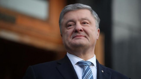 Порошенко назвал себя спасителем Украины